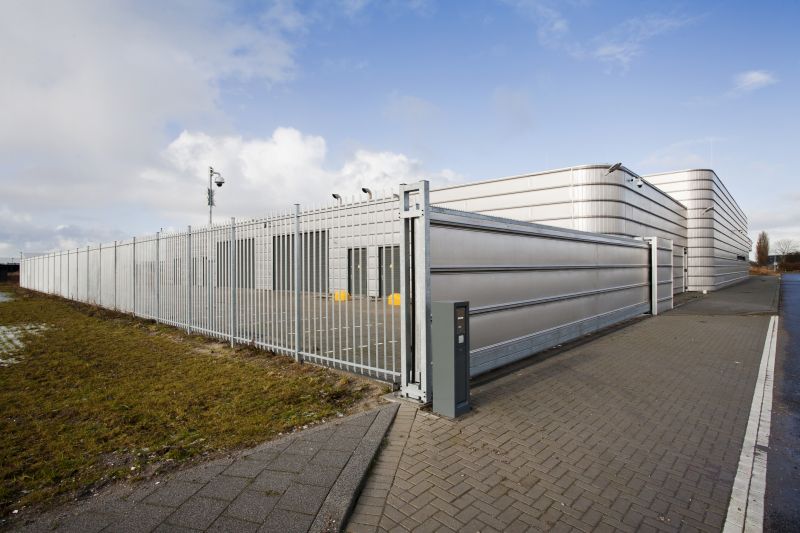 Commercial Fence Setup
